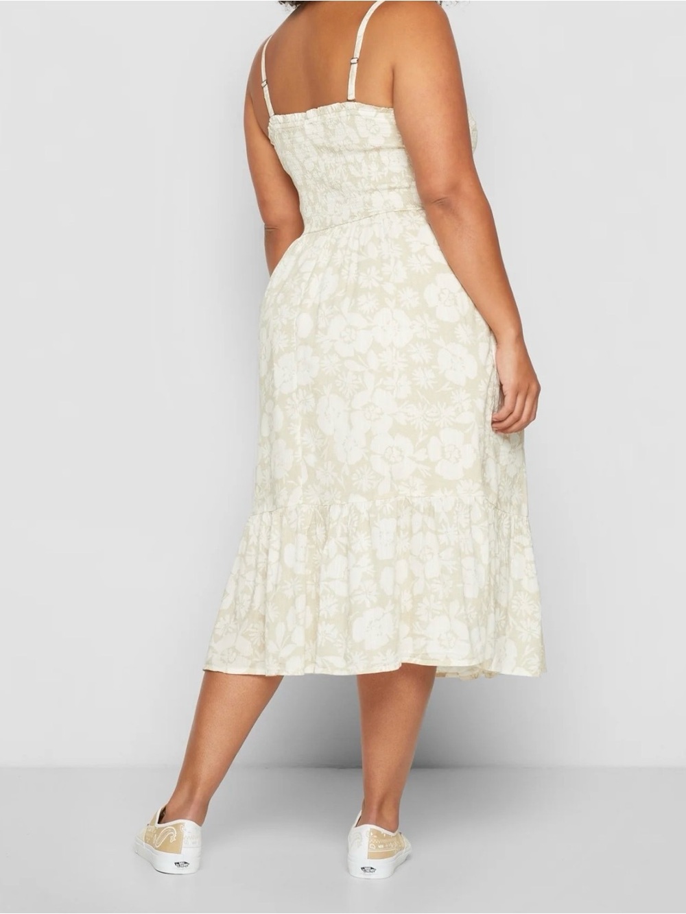 Gap Smocked Floral Midi Dress Beige Cream Tiered Cottagecore Size L - Picture 3 of 8